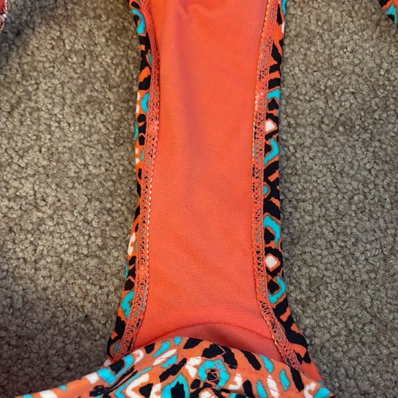 Fun bikini bottom! - Picture 4 of 4